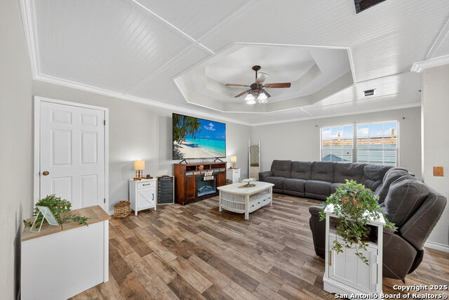 Image 5 of 31 For 111 Santa Anna