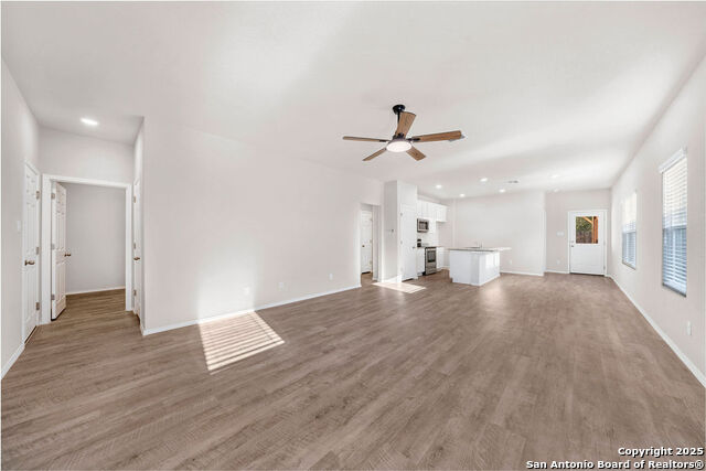 Image 6 of 21 For 3439 Redbud Grove