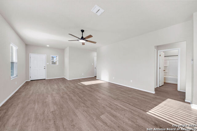 Image 8 of 21 For 3439 Redbud Grove