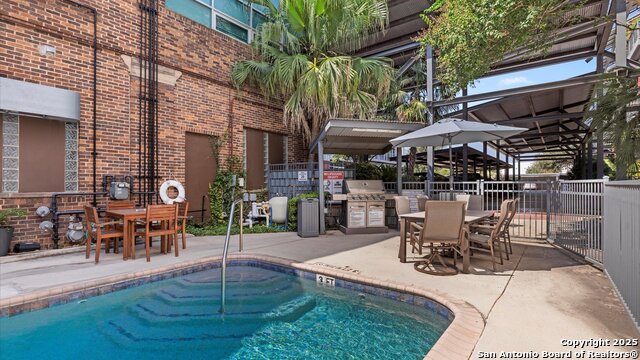 Details for 1339 Flores S 105b, San Antonio, TX 78204