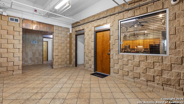 Image 8 of 29 For 1339 Flores S 105b