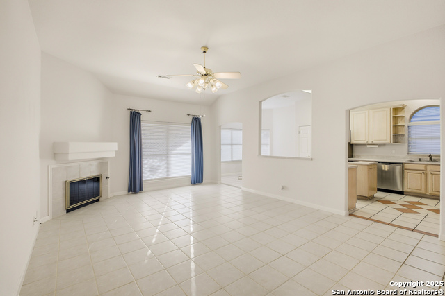 Image 14 of 43 For 18026 Cerca Rojo Drive