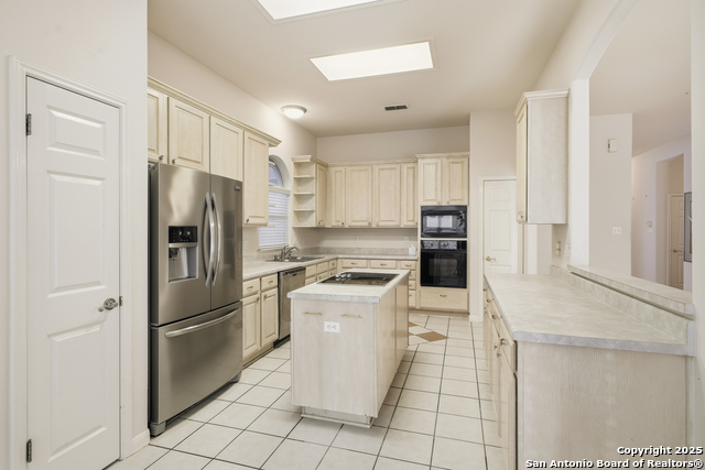 Image 16 of 43 For 18026 Cerca Rojo Drive