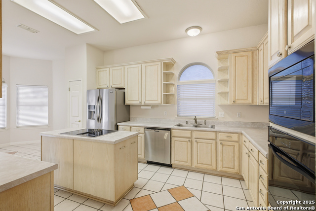 Image 17 of 43 For 18026 Cerca Rojo Drive