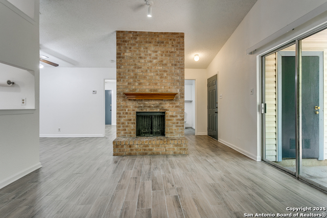 Image 7 of 25 For 14436 Woods Hole