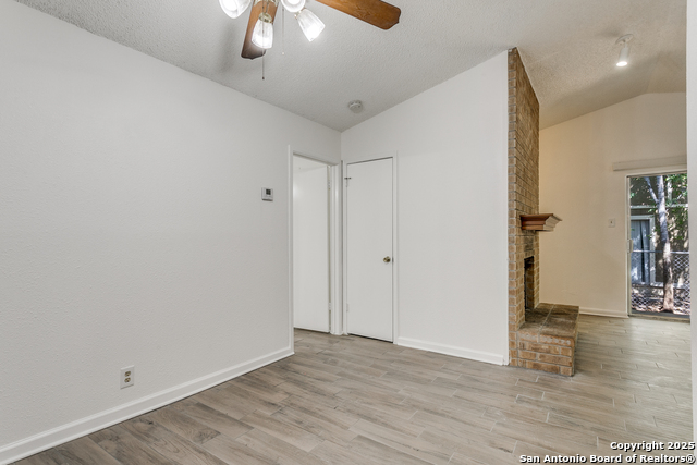 Image 9 of 25 For 14436 Woods Hole