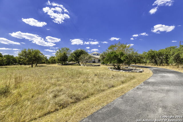 Image 6 of 38 For 210 Country Meadow