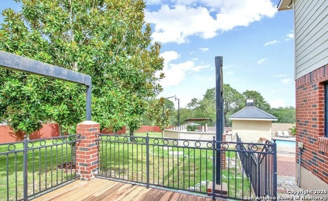 Image 24 of 31 For 353 Eagle Ridge