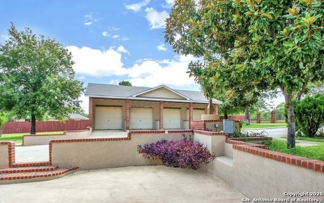 Image 28 of 31 For 353 Eagle Ridge