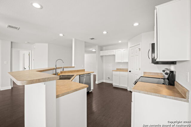 Image 11 of 42 For 208 Roadrunner