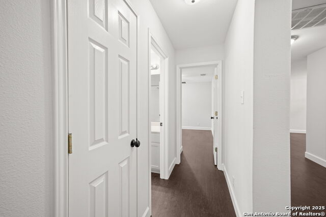 Image 20 of 42 For 208 Roadrunner