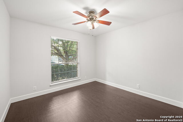 Image 21 of 42 For 208 Roadrunner