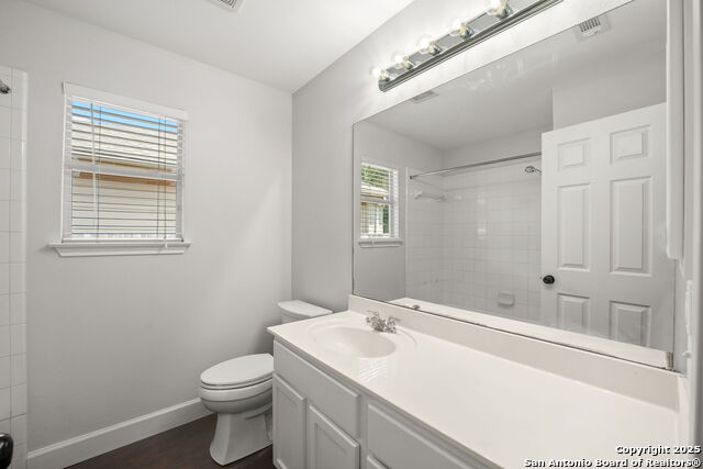 Image 22 of 42 For 208 Roadrunner