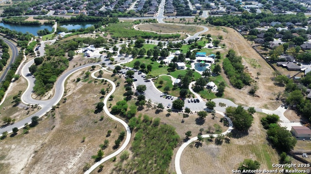 Image 34 of 42 For 208 Roadrunner