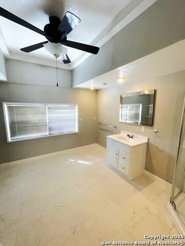 Image 11 of 20 For 604 Hollywood Avenue W