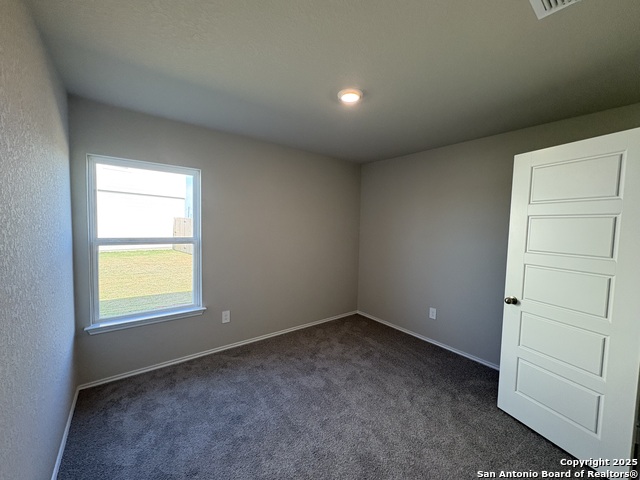 Image 18 of 21 For 729 Canyon View