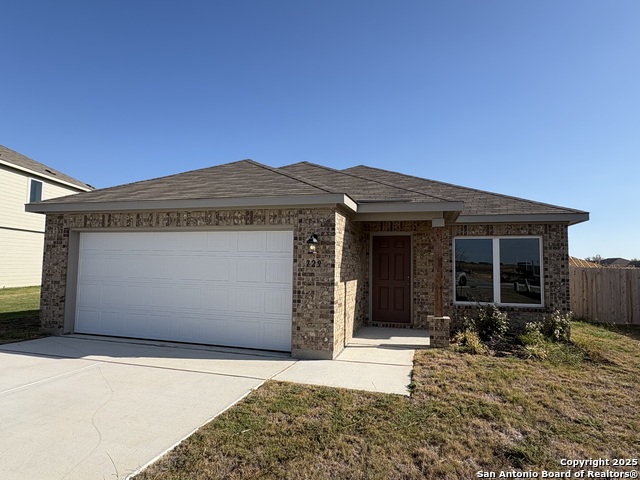 Image 2 of 21 For 729 Canyon View