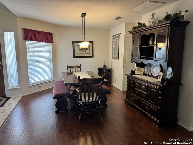 Image 14 of 33 For 11842 Queenston