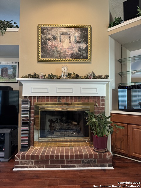 Image 15 of 33 For 11842 Queenston