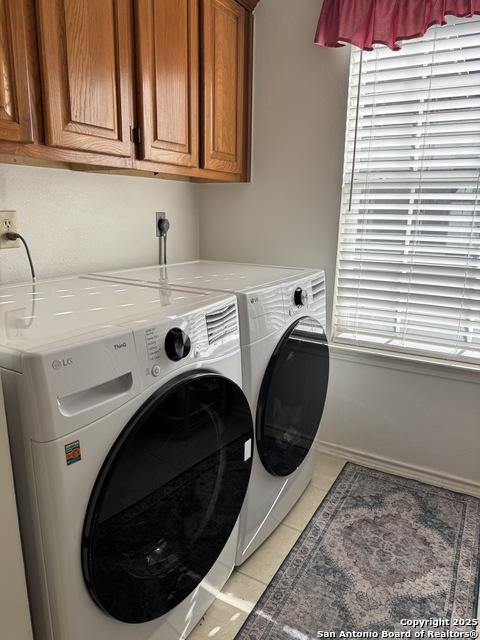 Image 20 of 33 For 11842 Queenston