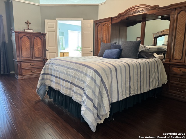 Image 3 of 33 For 11842 Queenston