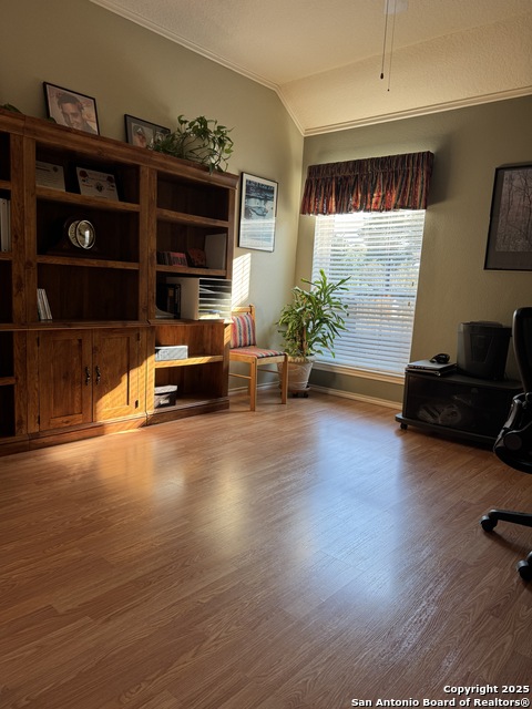 Image 8 of 33 For 11842 Queenston