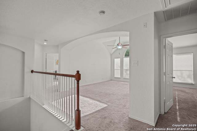 Listing photo id 20 for 3330 Edge View