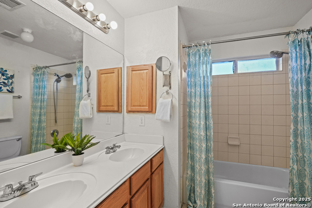 Listing photo id 27 for 3330 Edge View