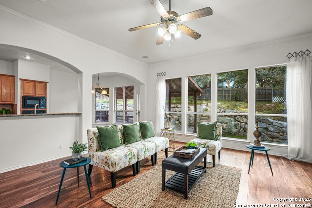 Listing photo id 5 for 3330 Edge View