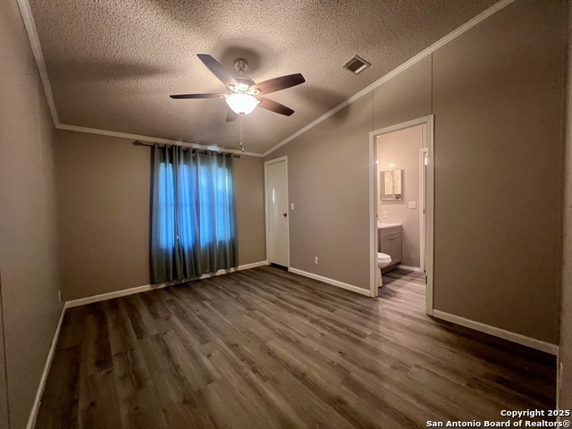 Image 31 of 44 For 445 South Trail