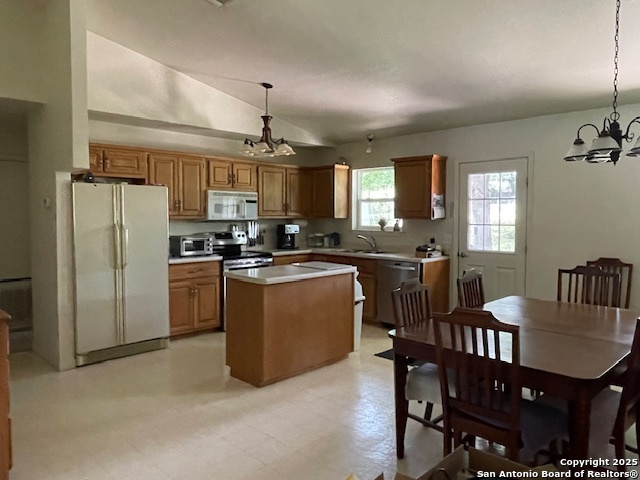 Image 11 of 19 For 514 Hackberry E