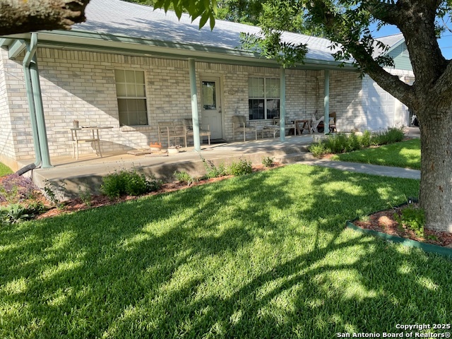 Image 3 of 19 For 514 Hackberry E