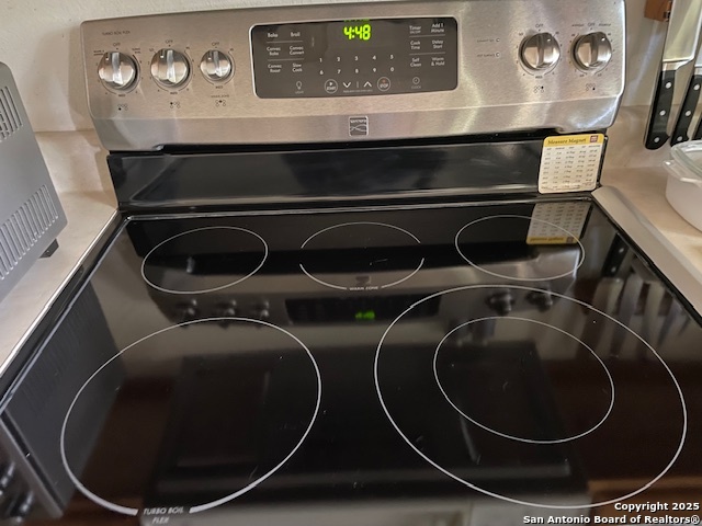 Image 9 of 19 For 514 Hackberry E