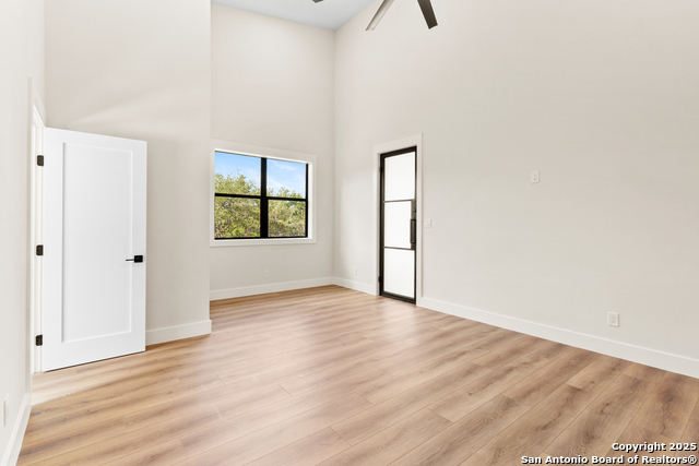 Image 10 of 40 For 1129 Estate Dr