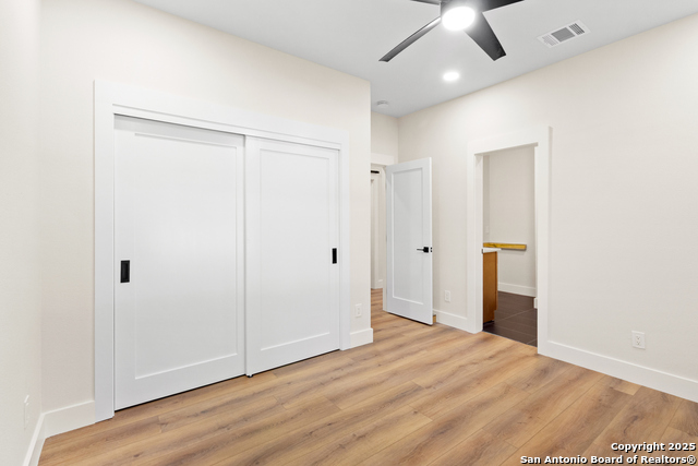 Image 15 of 40 For 1129 Estate Dr