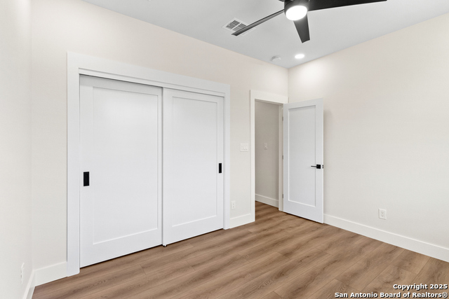 Image 19 of 40 For 1129 Estate Dr