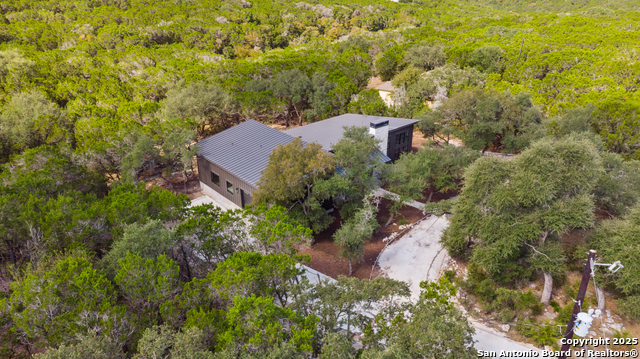 Image 2 of 40 For 1129 Estate Dr