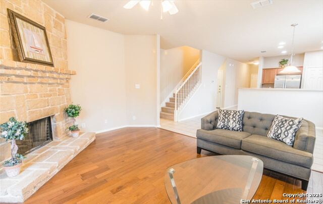 Image 5 of 14 For 2518 Silverton Wind