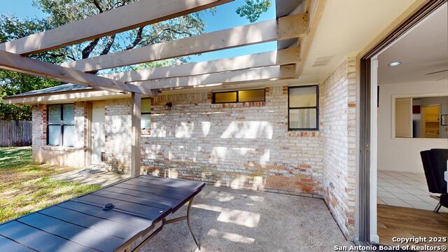 Image 35 of 38 For 9023 Luzita  