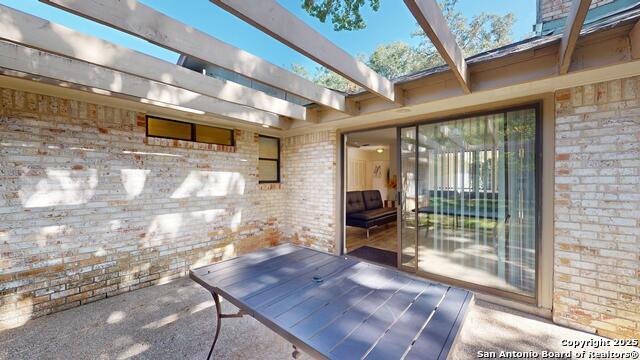 Image 36 of 38 For 9023 Luzita  