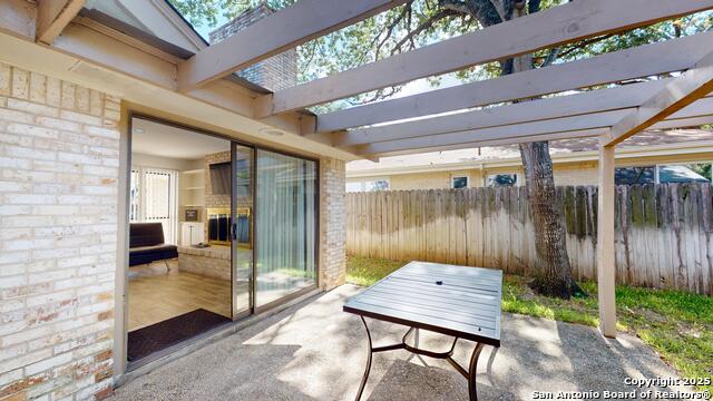 Image 37 of 38 For 9023 Luzita  