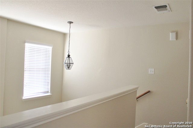 Image 8 of 20 For 625 Meadow Arbor