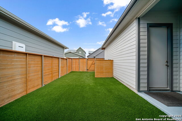 Image 27 of 28 For 620 Guenther