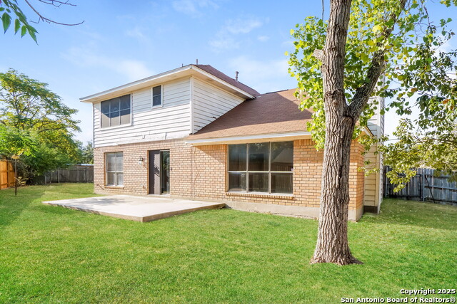 Image 4 of 21 For 5806 Elk Lake