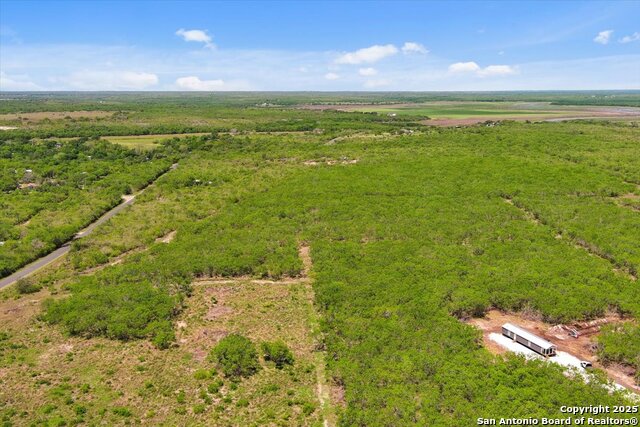 Image 23 of 26 For 000 Cr 175