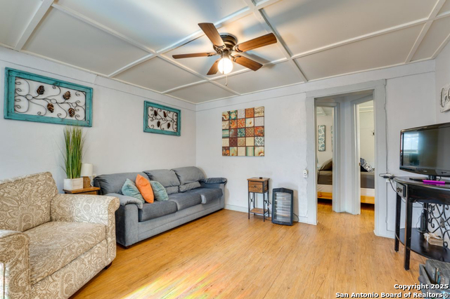 Listing photo id 17 for 28149 Us Highway 83