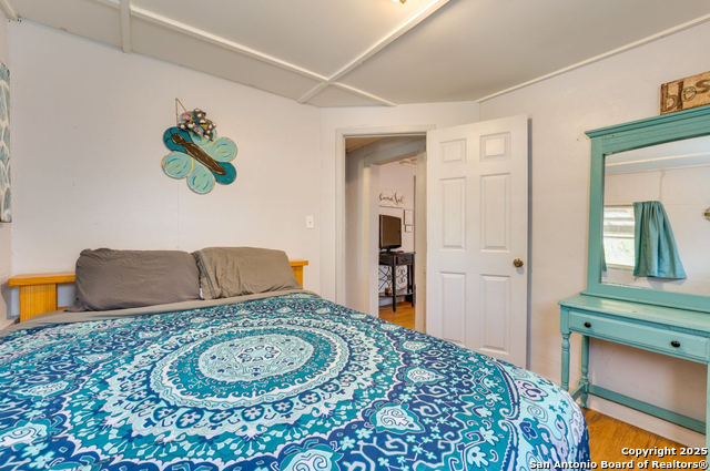 Listing photo id 20 for 28149 Us Highway 83