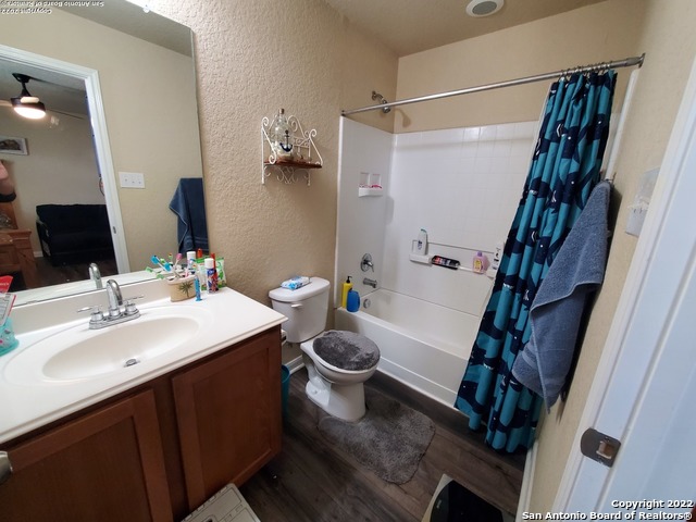 Listing photo id 22 for 2127 Muuga Manor