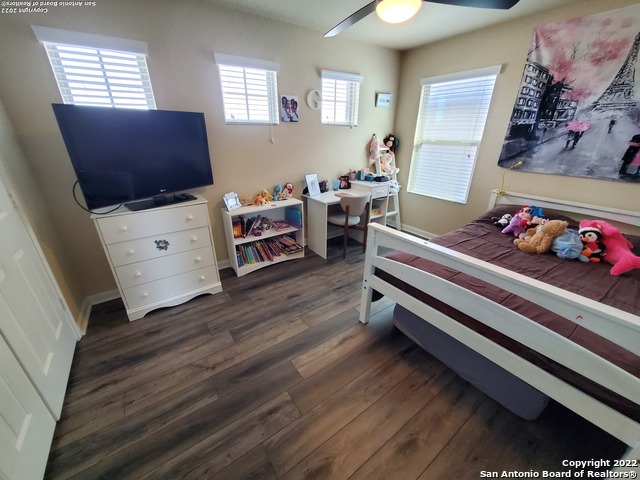 Listing photo id 24 for 2127 Muuga Manor