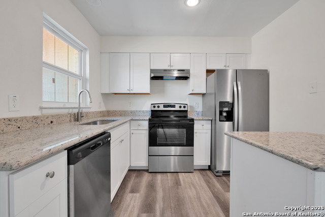 Listing photo id 5 for 600 Gentleman  5